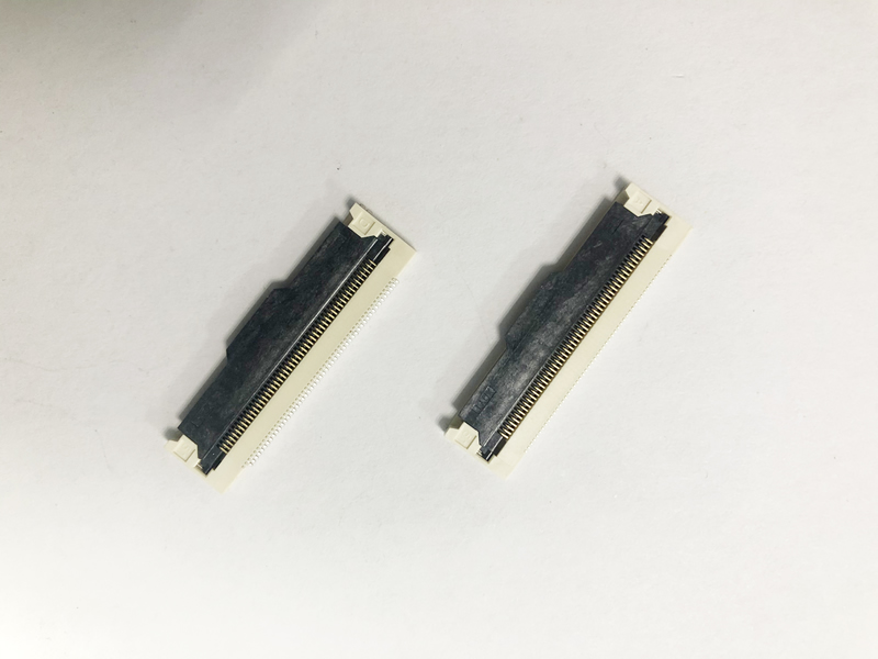 掀盖H2.2带接地连接器 W9.5 M2.3